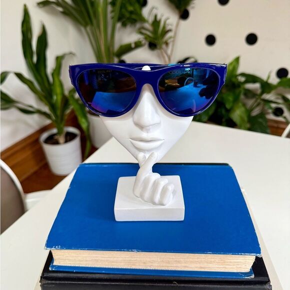 Super Cool True Vintage 1970s Navy Blue 3D Geometric Ribbed Textured Sunglasses